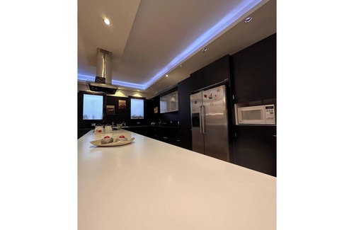 Sheikh Zayed City House | Beverly Luxury Cairo 3BD House with Terrace