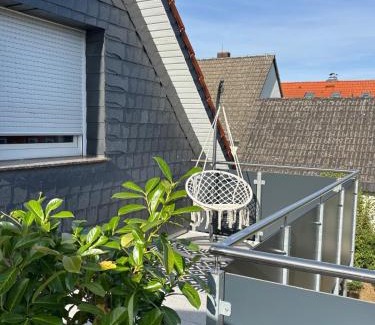 Vienenburg Apartment | BeyerAppartements- Suite für 6 - Balkon- 3 Schlafzimmer- SmartTV- Babygerecht- Küchenzeile- Espresso Maschine- ca 100m2