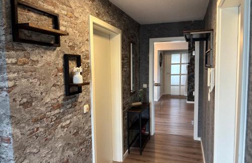 Vienenburg Apartment | BeyerAppartements- Suite für 6 - Balkon- 3 Schlafzimmer- SmartTV- Babygerecht- Küchenzeile- Espresso Maschine- ca 100m2