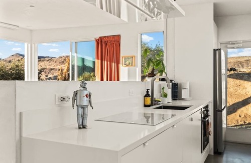 Pioneertown House | Beyond By The Cohost Company