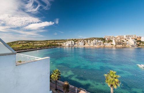 St. Paul's Bay Apartment | BH Penthouse direct on Seafront 2 Bedroom in St Paul`s Bay . Easy parking/Buses.