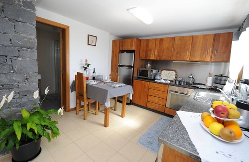 Arco da Calheta Cottage | BHF Residences Bordadeira