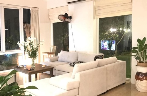 Ky Son Villa | Biệt thự 2 tầng Hoa Trau