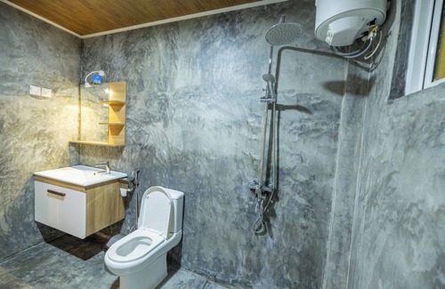 Thulusdhoo Island House | Bibee Surf