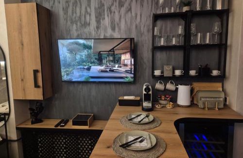 Novi Beograd Apartment | Biblioteka Spa Suite