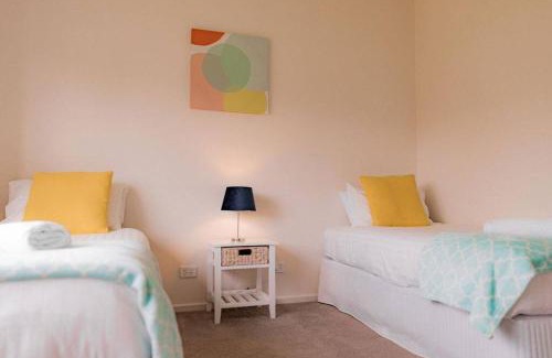 Bicheno House | Bicheno Sands-space and the sea