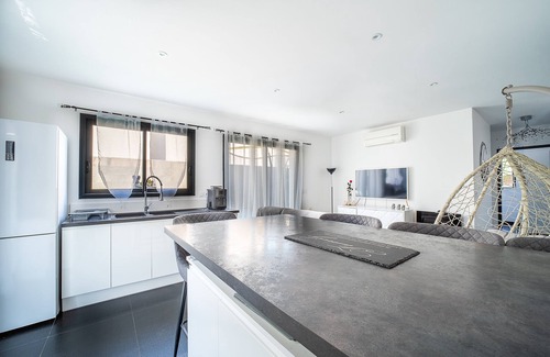 Peyrestortes House | Bienvenue chez Sandyan- A 15 minutes de la plage