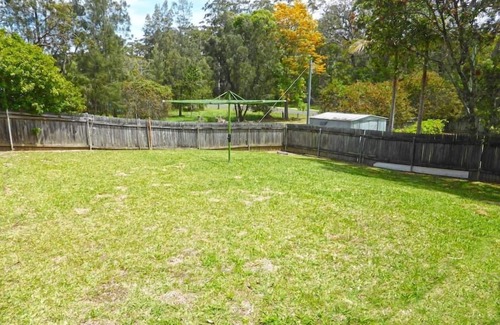 Callala Bay House | Big Backyard - BBQ - Spa Bath