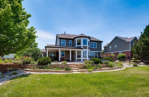 Westridge House | Big, beautiful 5 bedroom house in Highlands Ranch, CO