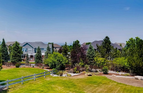 Westridge House | Big, beautiful 5 bedroom house in Highlands Ranch, CO