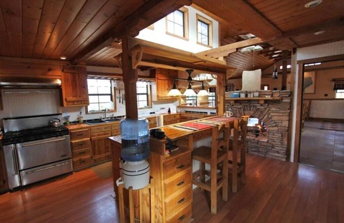 Terlingua Cabin | Big Bend Lodging at Ten Bits Ranch | Room #8 - The Courthouse