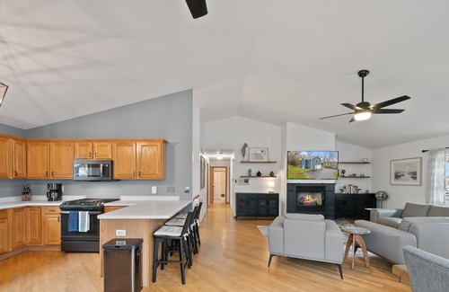 Twin Lakes House | Big Blue Lakehouse - Shared Pier, Lake Mary Access, Stunning Lake Views, Grill, Firepit, Pool Table