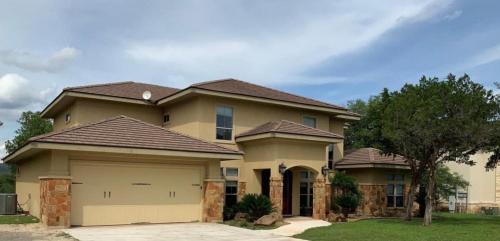 Concan House | Big Cinchin'