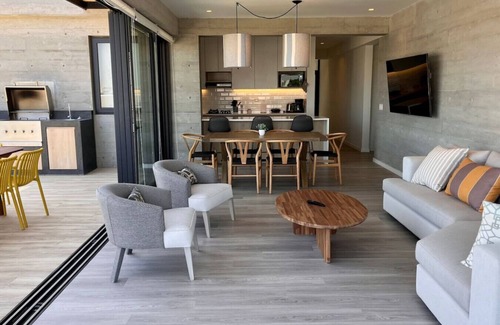 Pisco Apartment | Big Family Apt with Huge Terrace for 9, view on the Salwater Lagoon