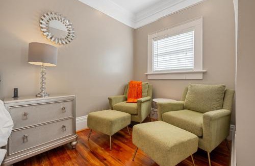 Historic District - North House | Big Groups! Walk To River Street Bars Shopping 1-4