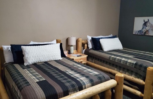 Lewistown Hotel | Big Horse Inn and Suites