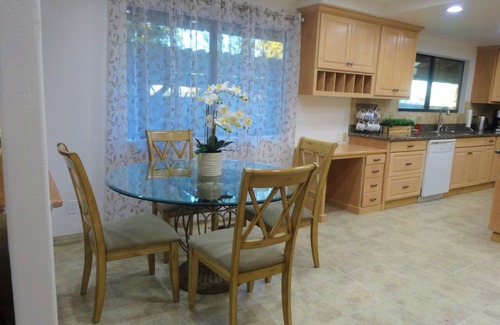 Sacramento House | Big House For Big Family