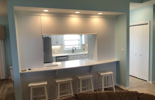 Pine Knoll Shores House | Big Kahuna - Oceanfront (As seen on HGTV Beach Hunters)