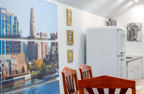 Buffalo House | Big Modern Downtown BFLO House