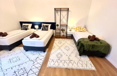 West Berlin Centre Apartment | BIG New 7Rooms City Center APARTMENTS and Suites