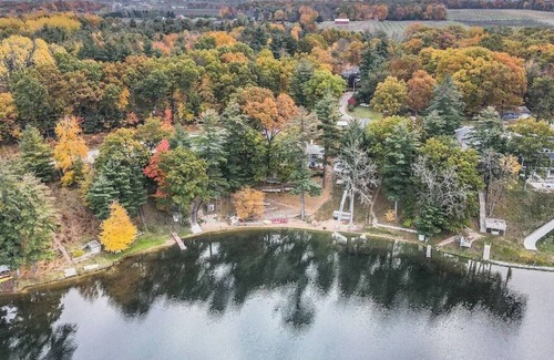 Smyrna House | Big Pine Island Lake Escape. Pontoon boat available to rent!