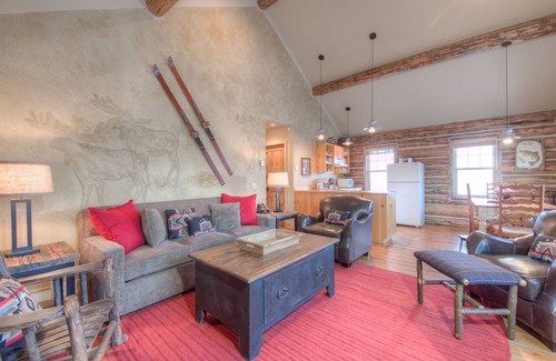 Big Sky Cabin | Big Sky Vacation Rentals: 7 Rustic Ridge
