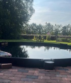Neck Bed & Breakfast | Bij De Neckermolen- Bed and Stay Beemster