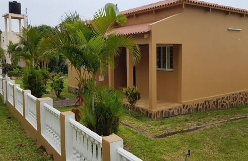 Gueima House | Bilene Beach House. Bilene is a beautiful beach located in Macia, Mozambique.