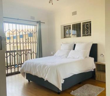 Kempton Park House | Birch stay