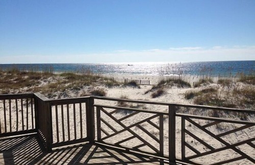 Gulf Shores House | Birdcage House 2 bd 2 ba Pet Friendly gulf-front New ceiling fans, New sofas