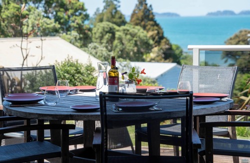 Tawharanui House | Birdsong Beach House