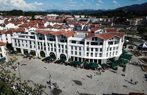 Saint-Jean-de-Luz Hotel | Bizipoz Hôtel