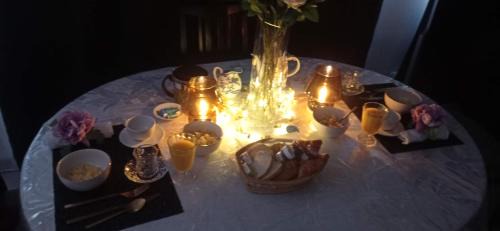 Guesnain Apartment | BLŌM Suite romantique avec spa privatif & salle de massage