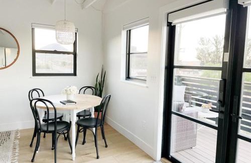 San Luis Obispo House | Black Barn Ranch Hill Views Downtown Close