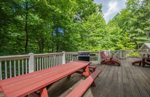 Blakeslee House | Black Bear Lodge: Lake Access Home w/ Community Indoor Pool