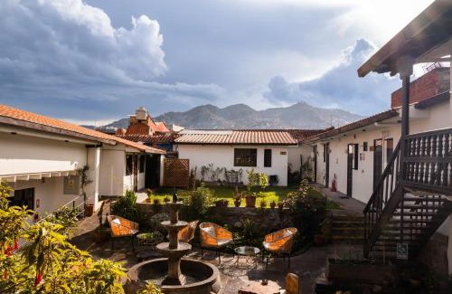 Cusco Historic Center Hostel | Black Llama Hostel Cusco