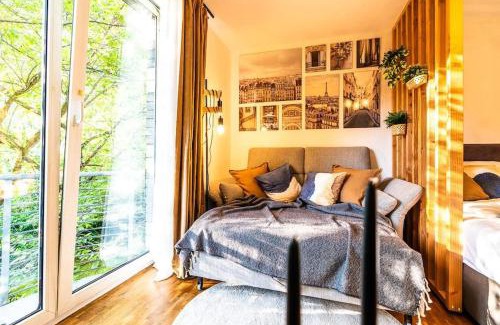 Detmold Apartment | Black Mirror inkl WLAN, Parkplatz