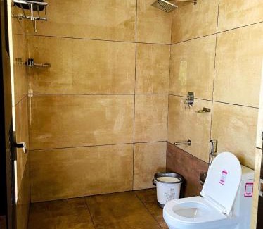 Udumbanchola House | Black stone