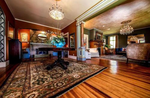 Historic Montford Bed & Breakfast | Black Walnut B&B Inn