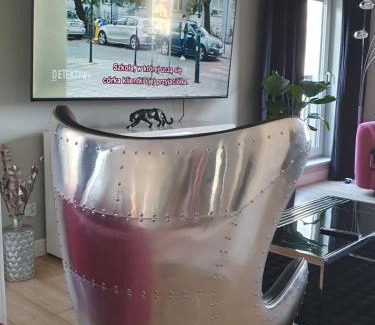 Leszno Apartment | Black&White Apartament Skarbowa 2 Parking