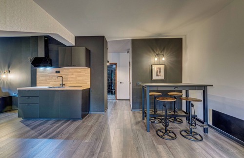 Smolyan Apartment | BlackBox StudionCharming 1-bedroom apartment in enchanting Pamporovo with WiFi