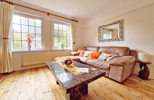 Bosham House | Blacksmiths Cottage, Bosham