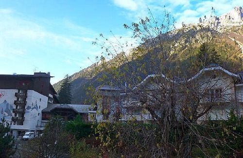 Chamonix City Centre Apartment | Blanc Neige