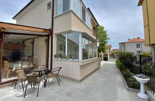 Sarafovo House | Blanka House