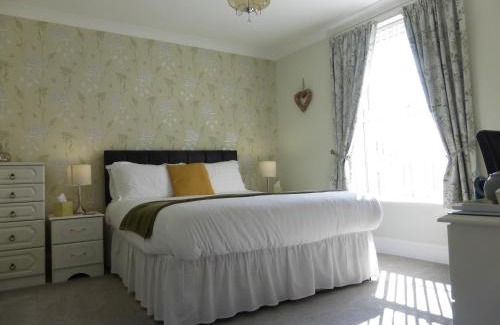 Torquay City Centre Bed & Breakfast | Blenheim House