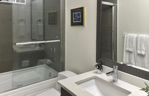 Fleetwood House | Blissful Stay in Surrey