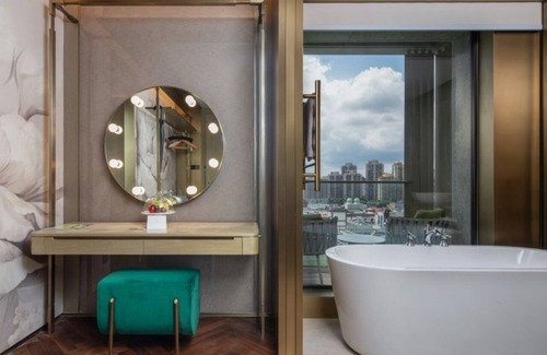 Downtown Shanghai Hotel | Blossom House Shanghai On The Bund