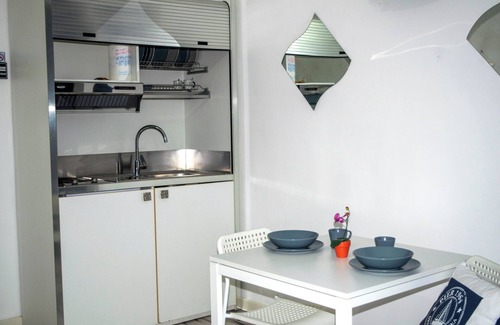 San Giovanni Teatino Apartment | Blu Bed