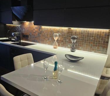 Vicenza Apartment | Blu Petrolio Stay-Karabas Apartments