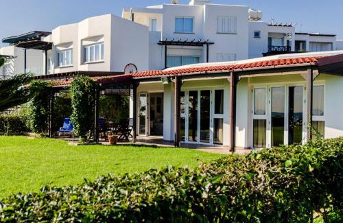 Larnaca House | Blue Bay Beach House